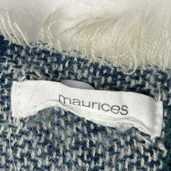 Maurices Plaid Fall Winter Buttery Soft Scarf Warm Cozy Fringe - Picture 5 of 6